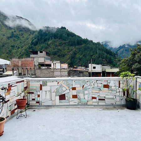 Tiny Apartment In The City Rooftop Terrace Baños Екстериор снимка